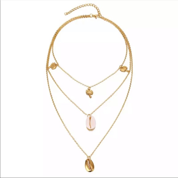 • Raelynn • Shell + Palm Tree Layered Necklace - Picture 5 of 6